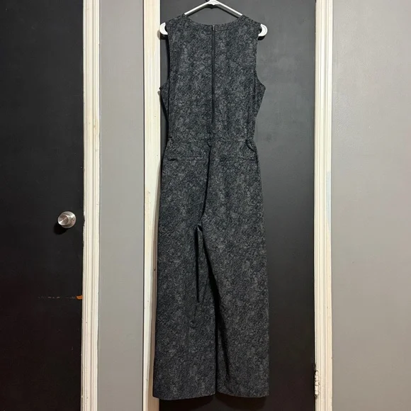 Athleta Topanga Printed Jumpsuit in Viper Black Size: L - Picture 9 of 12